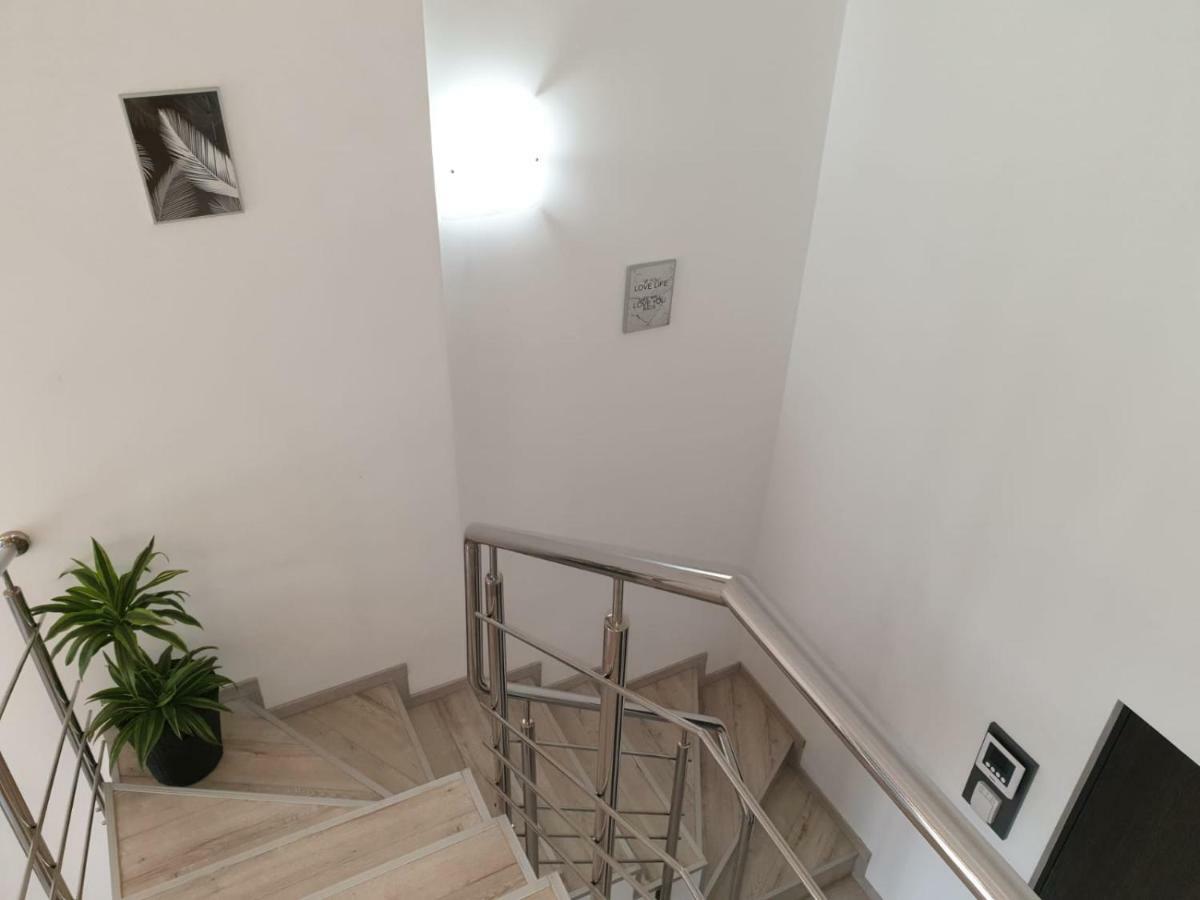 Apartament Ana Premium Apartment Oradea Luaran gambar